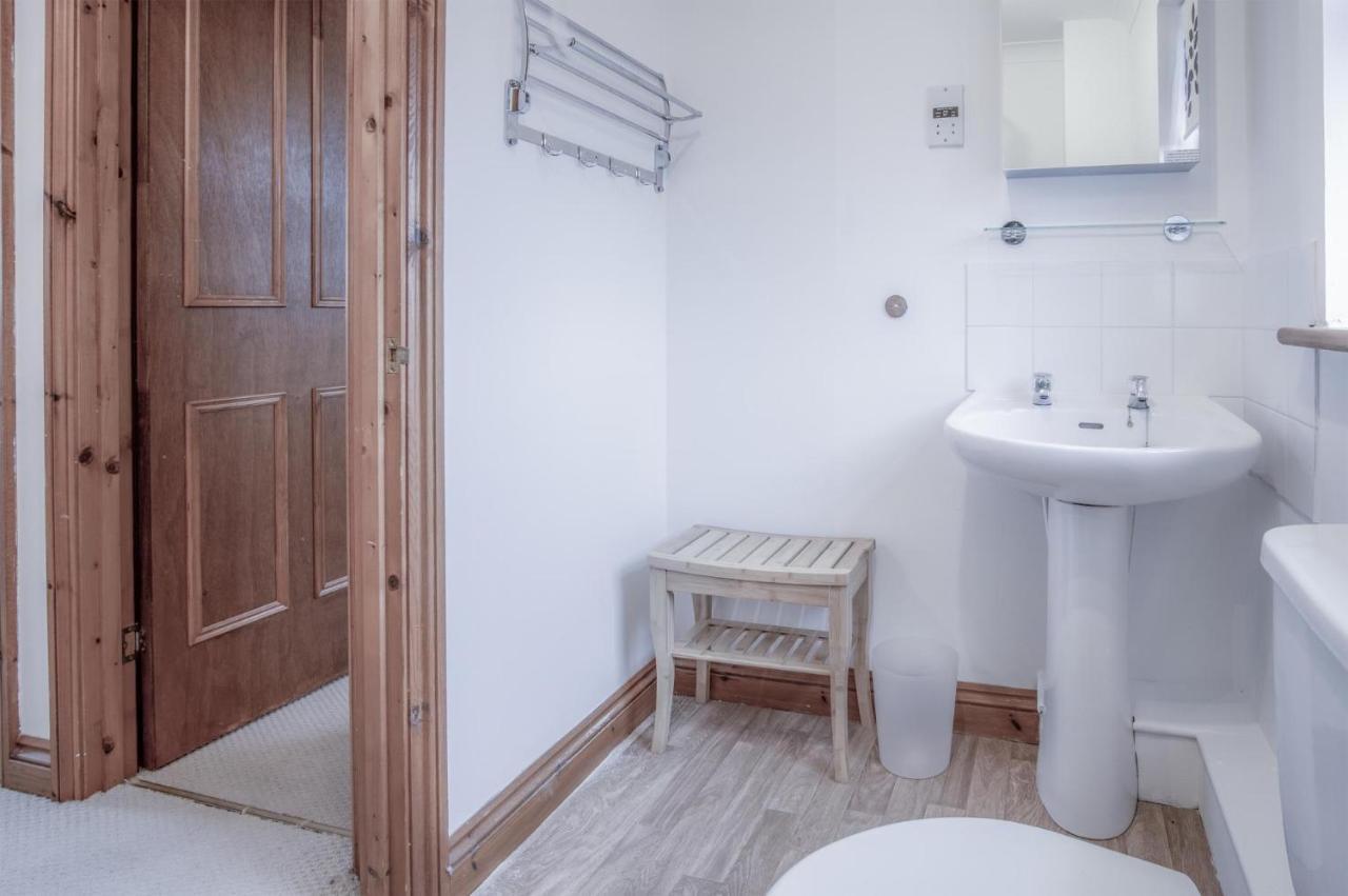 Old Keg Yard - 2 Bedroom Holiday Cottage - Narberth Εξωτερικό φωτογραφία