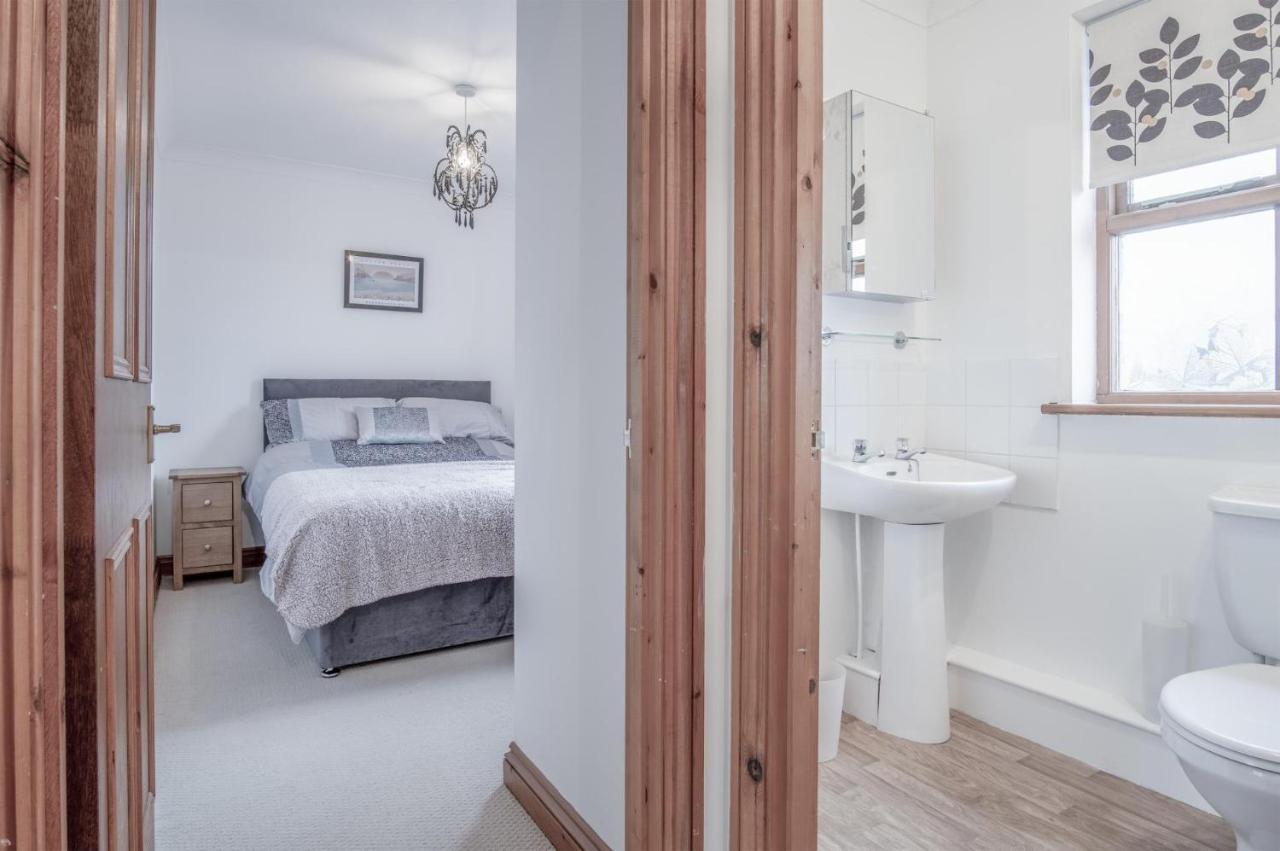 Old Keg Yard - 2 Bedroom Holiday Cottage - Narberth Εξωτερικό φωτογραφία